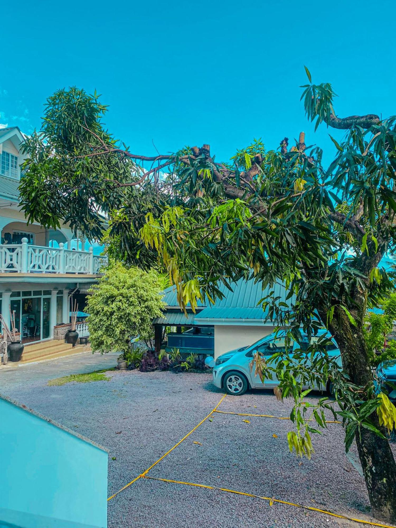 Divers alojamiento pensión Beau Vallon  Exterior foto
